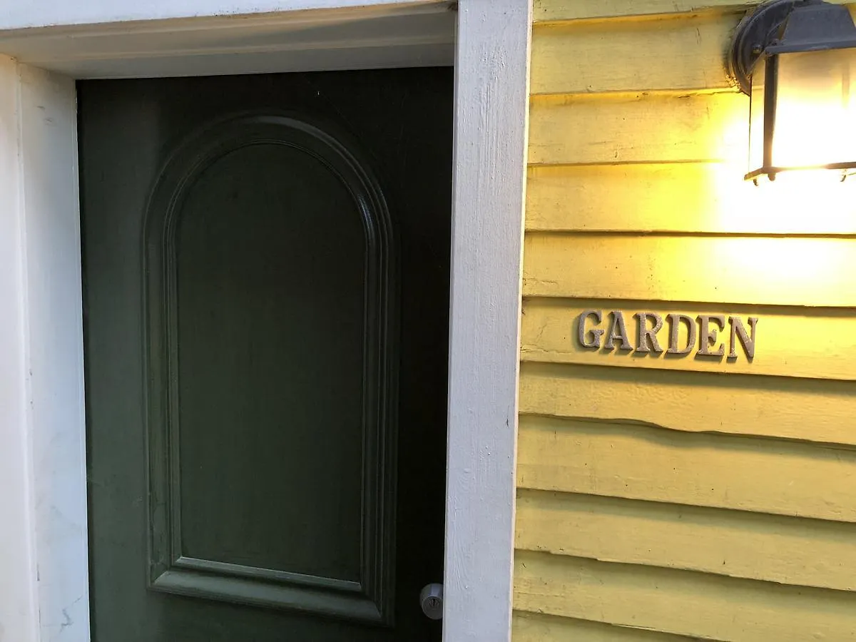 Barclay House Bed And Breakfast Vancouver Bed & Breakfast