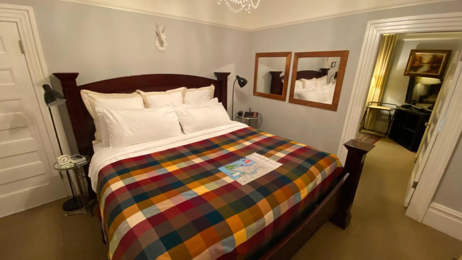 Barclay House Bed And Breakfast Vancouver Canada