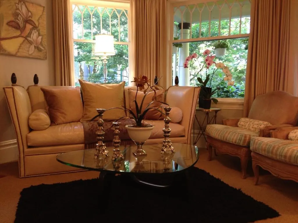 Barclay House Bed And Breakfast Vancouver Bed & Breakfast