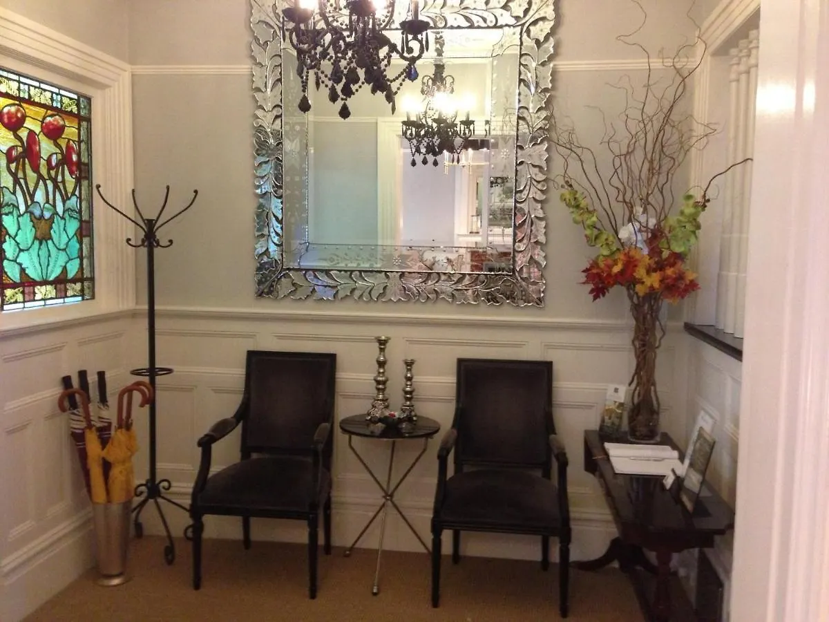 Barclay House Bed And Breakfast Vancouver Bed & Breakfast